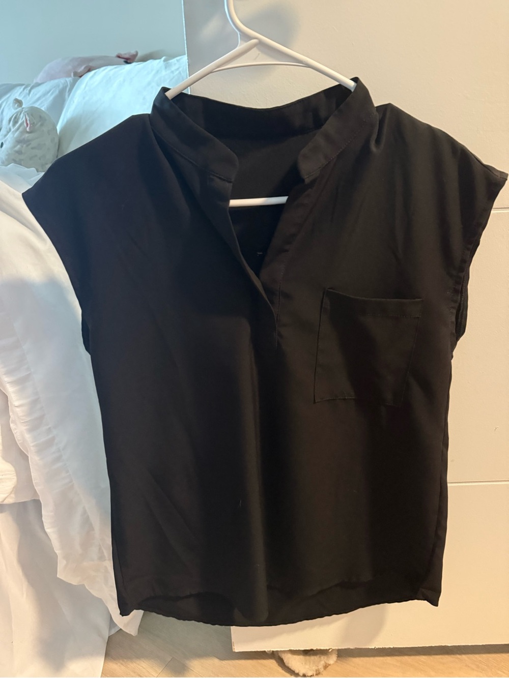 Classic Black V-Neck Cap Sleeve Top and Loose Scrub Pant Set